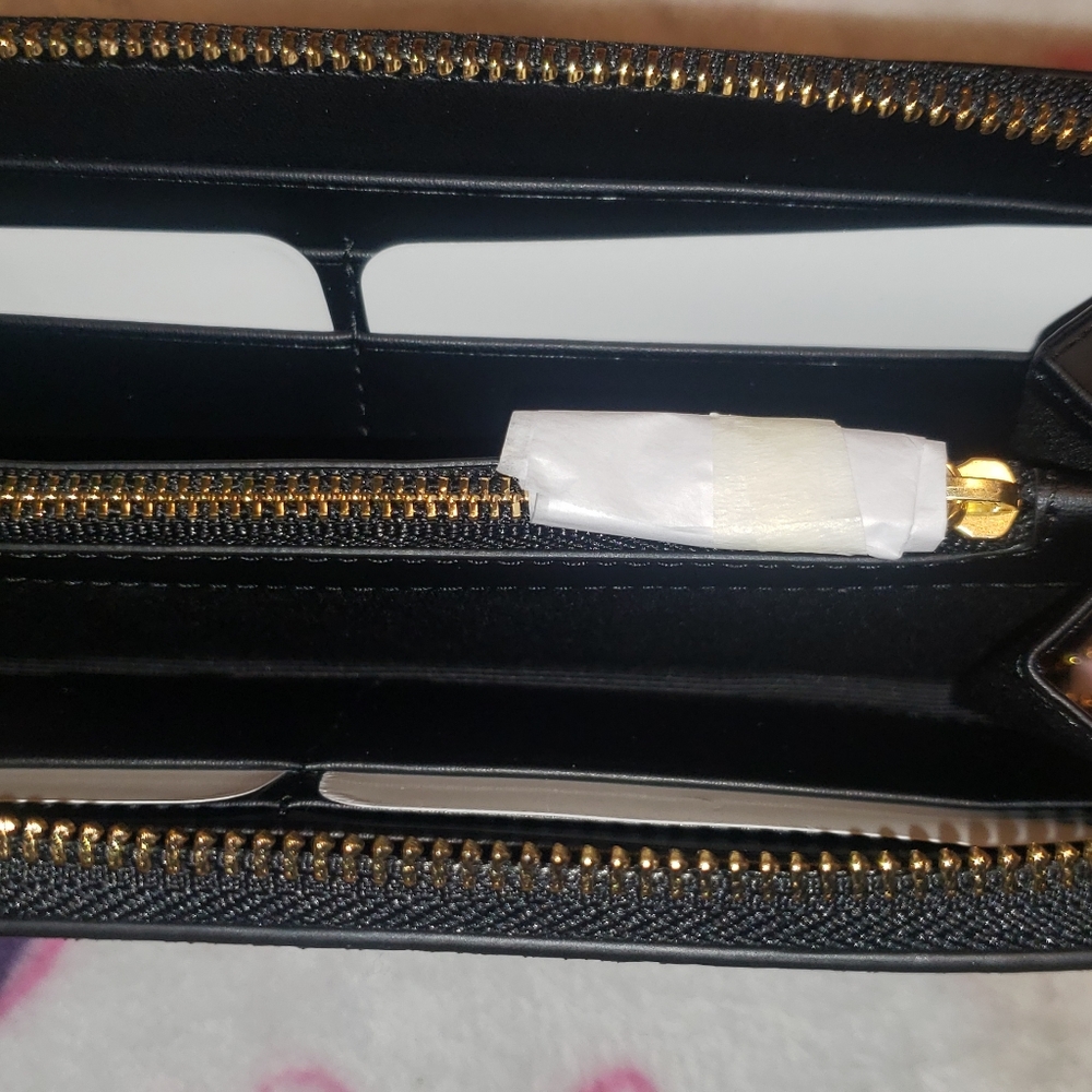 Ralph Lauren Wallet - Picture 8 of 8